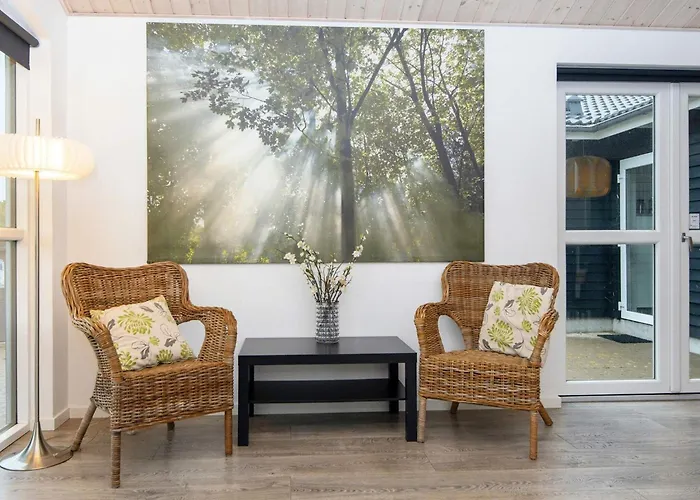 16 Person In Ansager-by Traum * Ansager