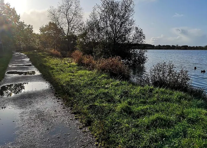 16 Person In Ansager-by Traum Nyaraló *